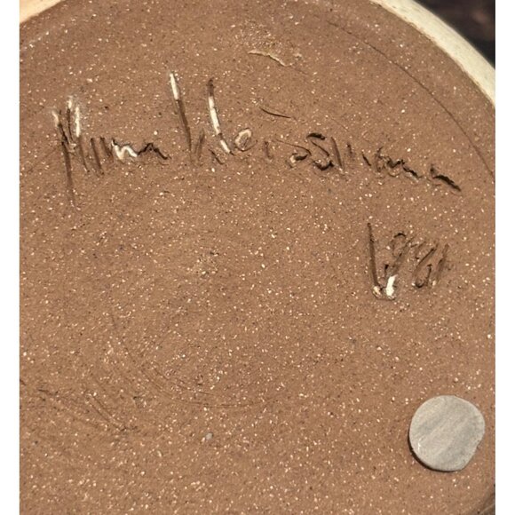 Handcrafted Ceramic Art Pottery Honey Pot Lid & Wooden Dipper Speckled Signed - Picture 8 of 8